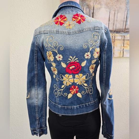 DRIFTWOOD Jackets & Blazers - Antropology Driftwood Premium Denim Floral Jacket Embroidered Womens Size Small